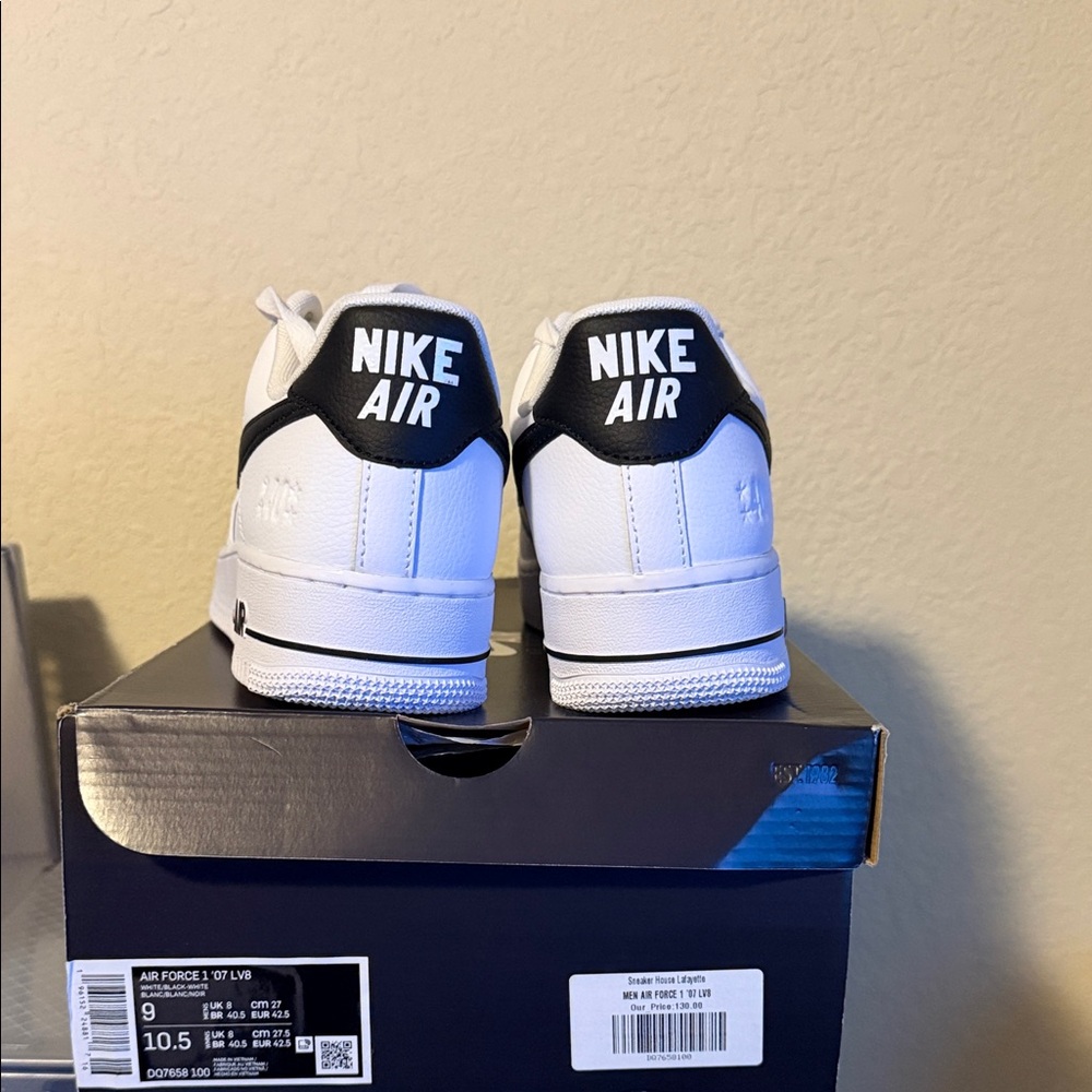 Nike Air Force 1 Low White Black Sneakers (Reasonable Offers Accepted) - Picture 6 of 7